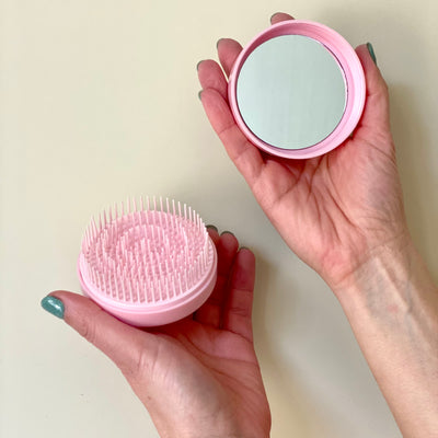 Peine anti quiebre con espejo