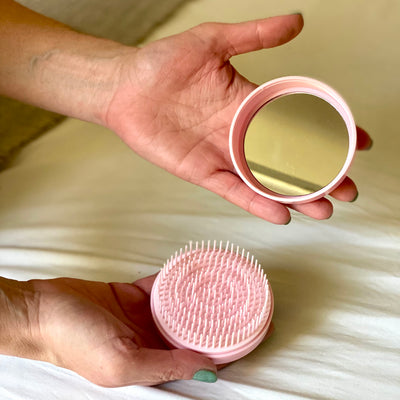 Peine anti quiebre con espejo