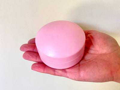 PACK CRECIMIENTO, ANTIQUIEBRE Y VITAMINA C: shampoo maqui+ bálsamo maqui + peine antiquiebre de REGALO