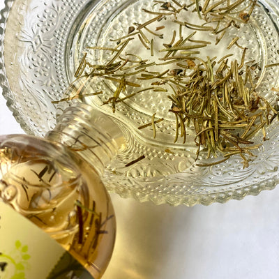 TRATAMIENTO ANTI-CAÍDA 1: shampoo romero + bálsamo romero + peine activador