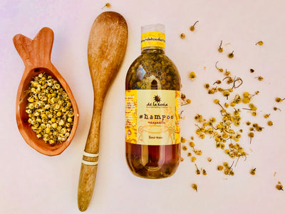 PACK ACLARANTE: 2 shampoo manzanilla + 1 bálsamo manzanilla + bolsa GRATIS